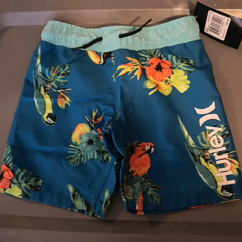 HURLEY SWIM TRUNKS/BOARD SHORTS: BLUE: NEW WITH TAGS: SIZE 4